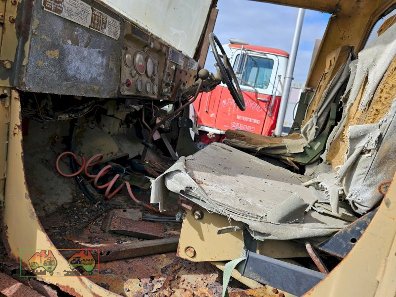Kaiser 6WD Prime Mover 250 Cummins - photo 18