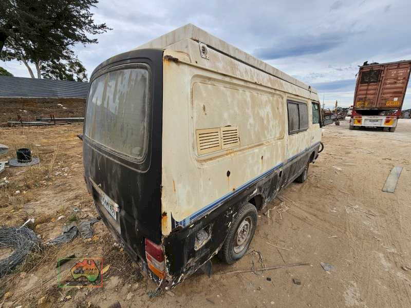 1983 Nissan Urvan LWB Camper - photo 9