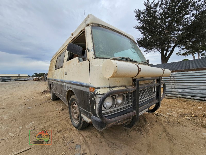 1983 Nissan Urvan LWB Camper - photo 4