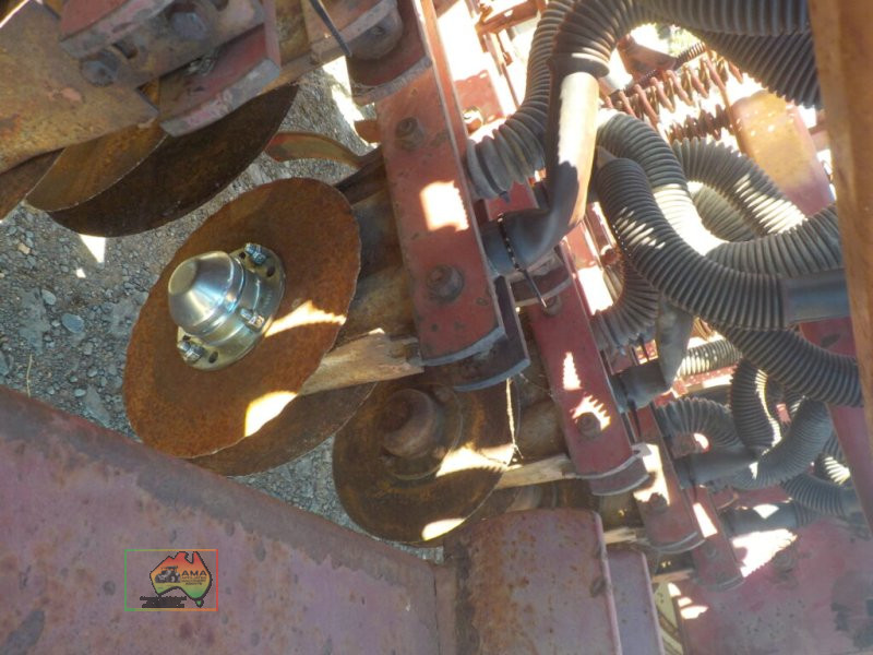 Duncan 730 Disc Multi Seeder - photo 4