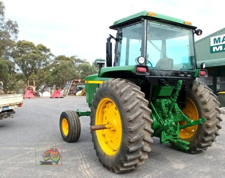 John Deere 4240 Tractor - photo 3