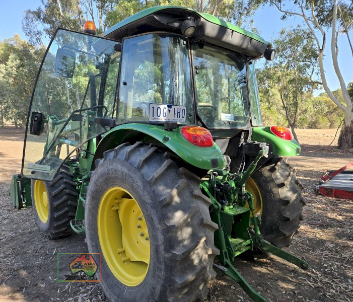 2019 JD-5083E FWA Tractor with FEL - photo 8