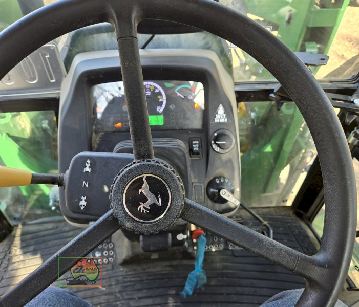 2019 JD-5083E FWA Tractor with FEL - photo 11