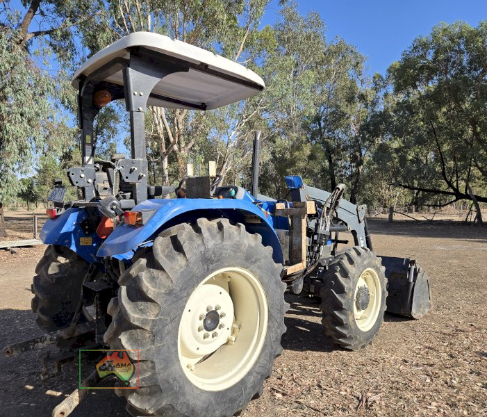 New Holland TT4.65 Tractor with FEL - photo 4