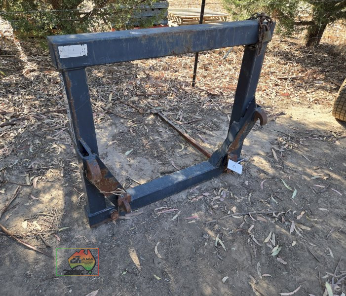 H/duty Howard FEL Hay Forks, Euro Hitch - photo 3