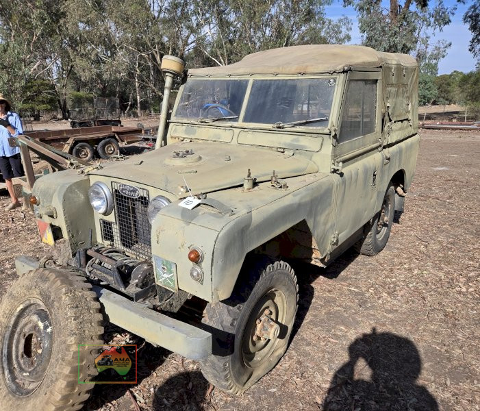 Army Series 2A Diesel Land Rover - photo 3