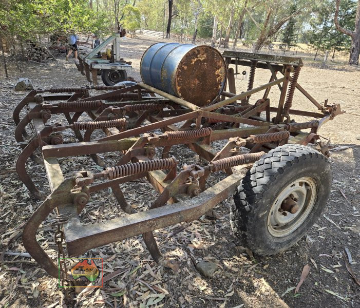 19 Tyne Scarifier