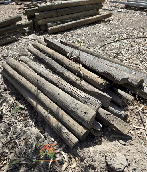 Various Timber Fence Posts - photo 2
