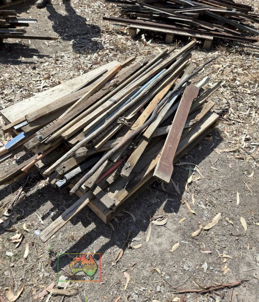 Timber Fence Droppers & Mixed Timber - photo 1