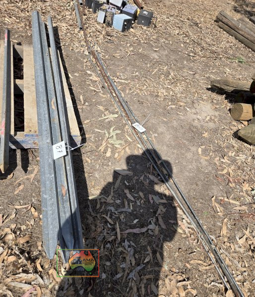 4x New Jumbo/Maxi Posts