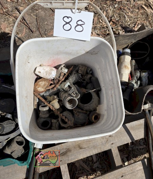 Assorted Poly & Pipe Fittings - photo 5