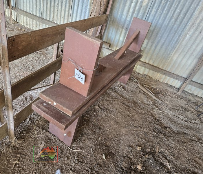 2x 6ft Timber Bench Seats - photo 4