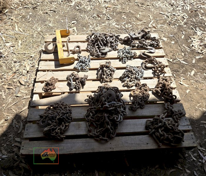 Assorted Chains & Post Puller. - photo 4
