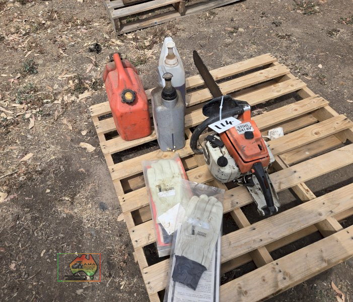 Stihl 041-AV Chainsaw - photo 3