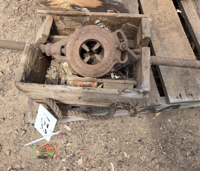 Galv. Water Pipe Thread Maker.