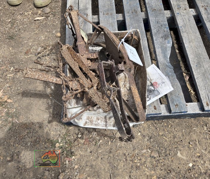 Assorted COLLECTOR's Traps - photo 2