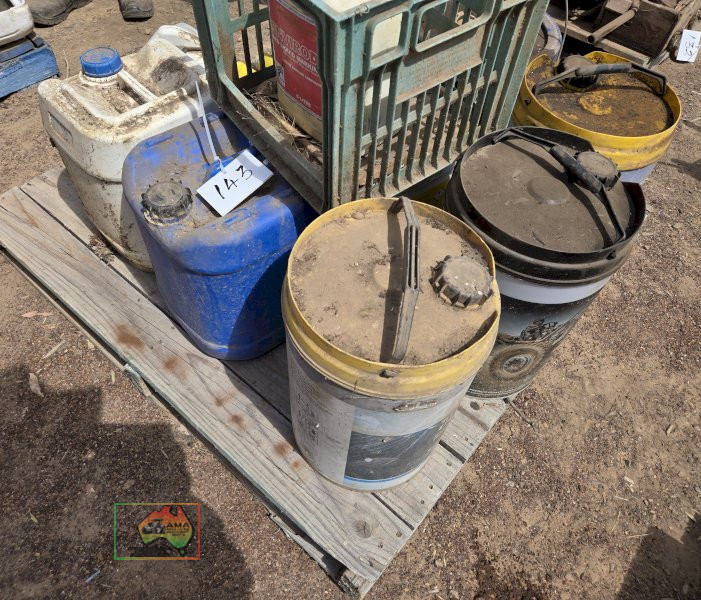 Mixed Oils/Grease/Coolant etc... - photo 2
