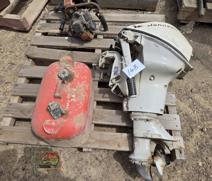Johnson 'Seahorse' 9.5 Hp Boat Motor - photo 3