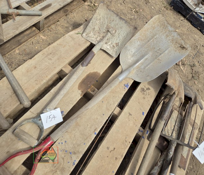Grain Shovel & Square Mouth Shovel