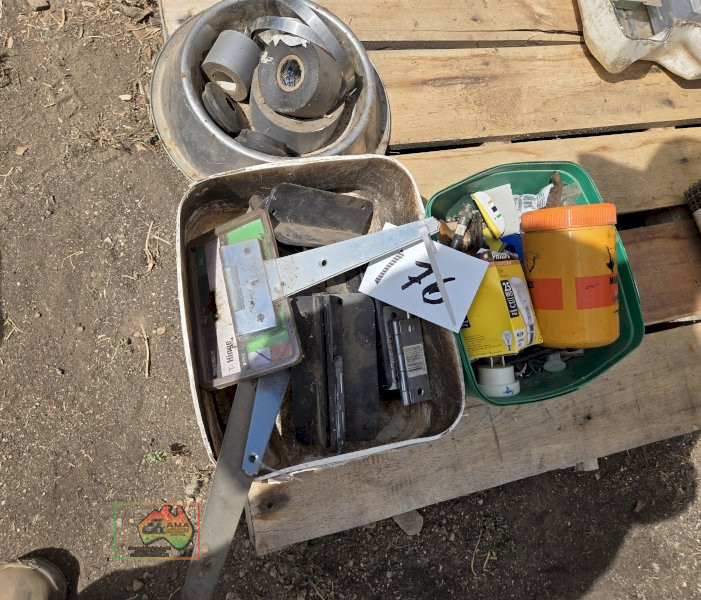3 Containers of Sundries - photo 3