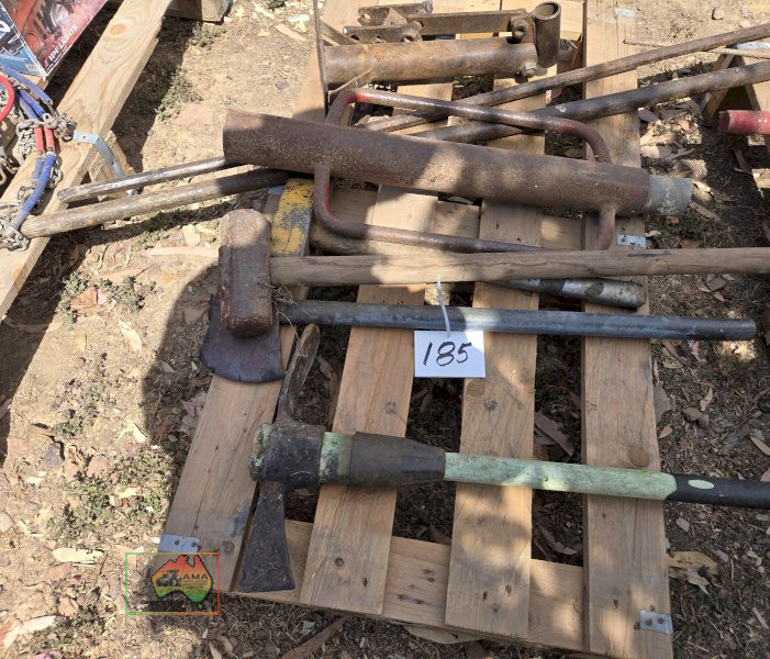 Assorted Fencing Tools