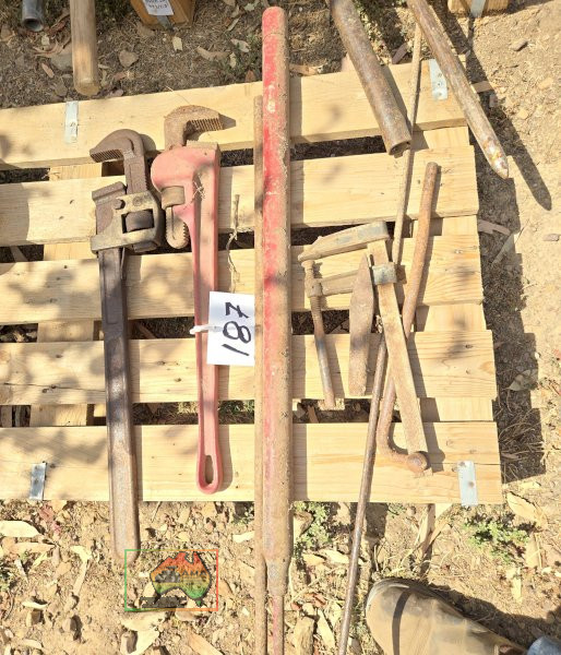 2x Pipe Wrenches & Sundry Tools. - photo 2
