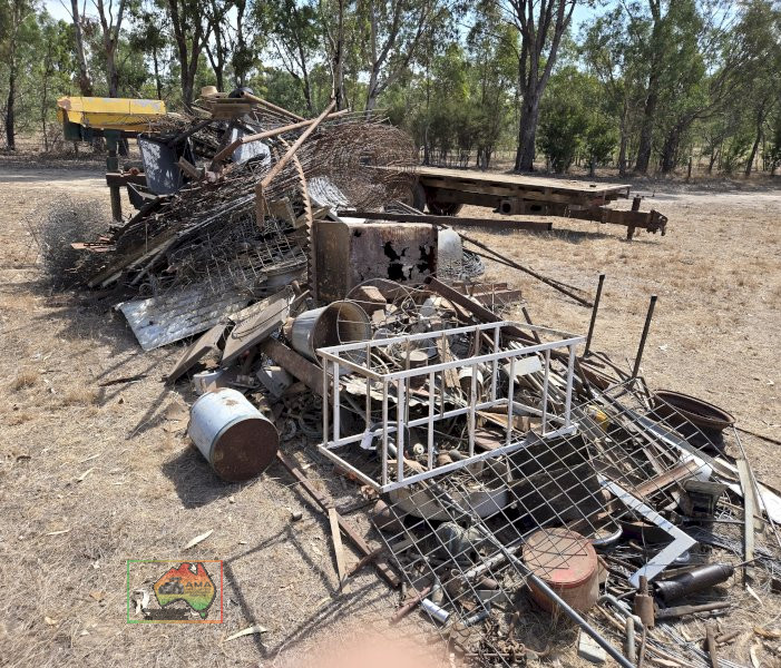 Scrap Steel Pile - photo 5