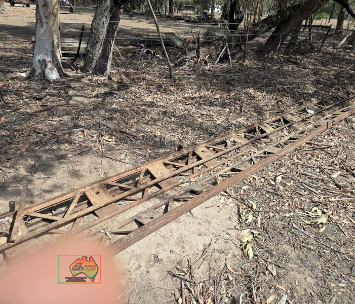 3x 7m Steel Trusses