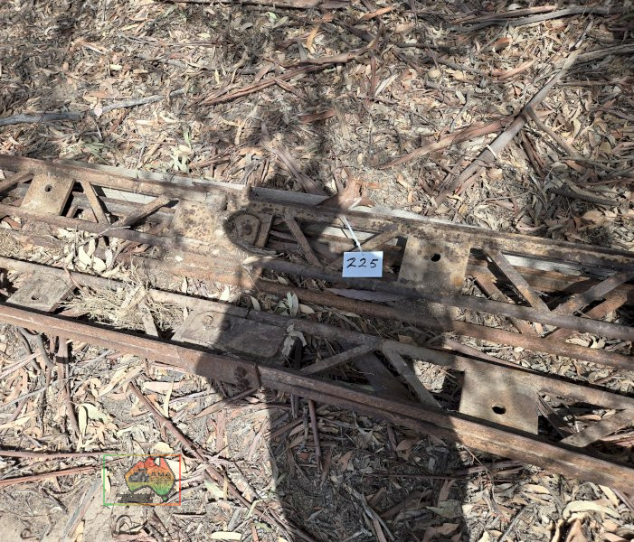3x 7m Steel Trusses - photo 3