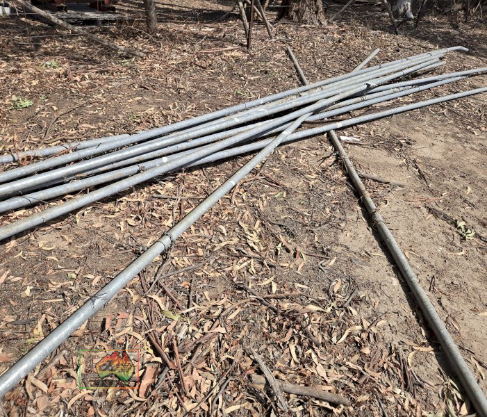 11x 6m Lengths of Galv. Pipe - photo 2