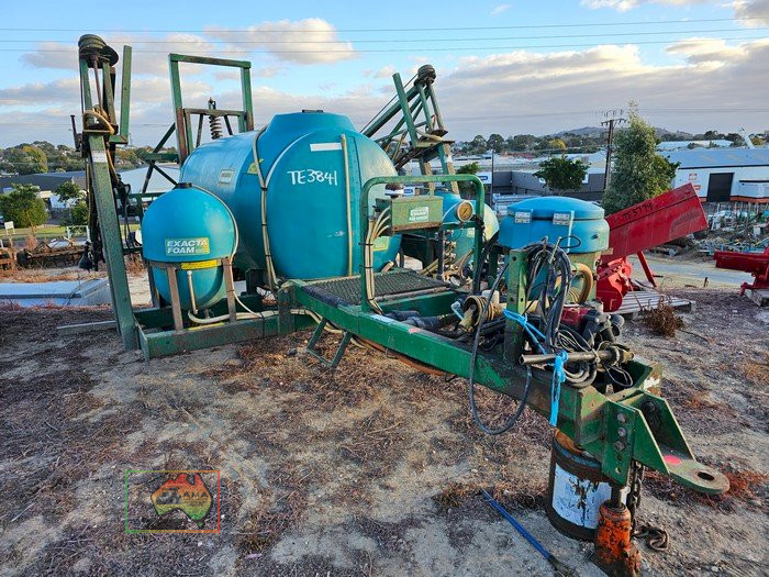 Goldacres Trailing Boom Sprayer - 3,000 Litre Tank - photo 2