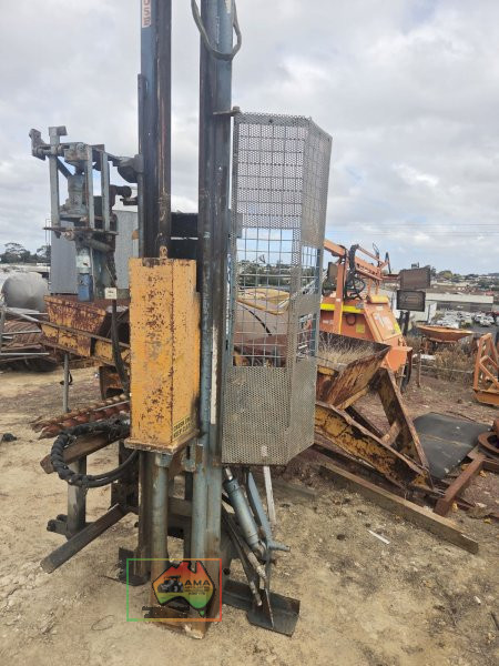 Lyco Powerhouse Post Driver with Hydraulic Sideshift - photo 4