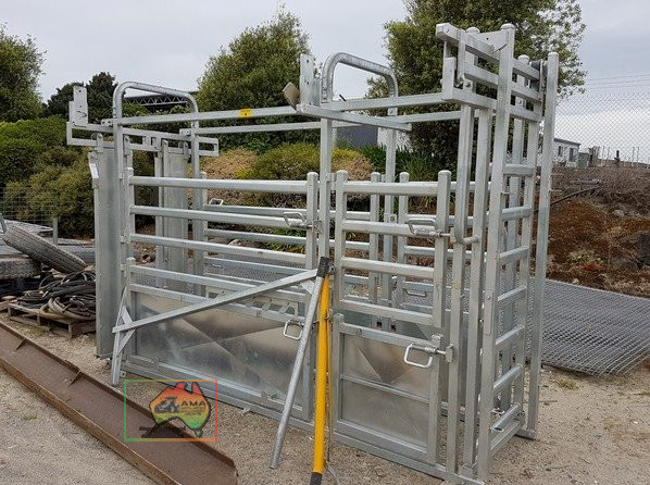 New Galv. Cattle Crush - photo 3