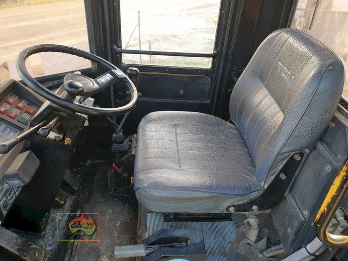 TCM 830-2 Front End Loader - REDUCED - photo 8