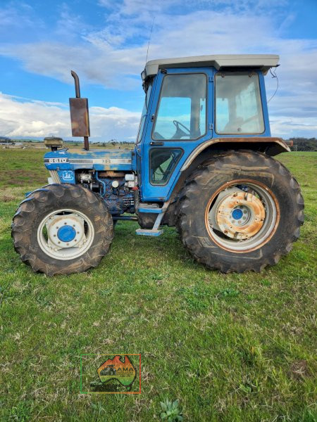 Ford NH-6610 Series II Tractor - photo 3