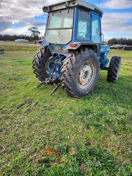 Ford NH-6610 Series II Tractor - photo 5