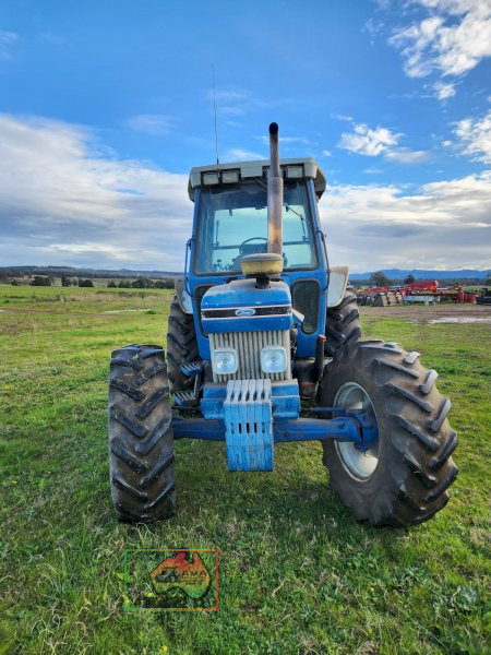 Ford NH-6610 Series II Tractor - photo 2