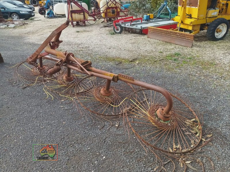 Vicon 4 Wheel 3pl Hay Rake - photo 3
