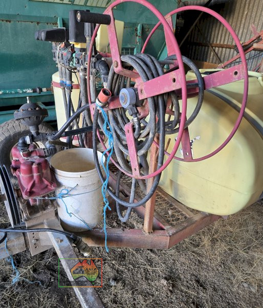 12m Hardi-matic Trailing Boom Spray - photo 6