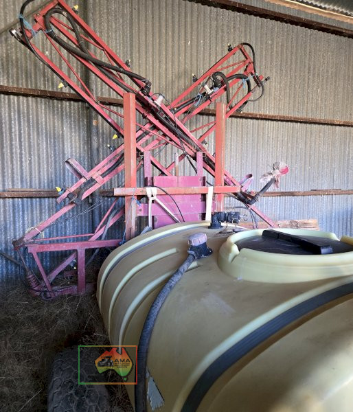12m Hardi-matic Trailing Boom Spray - photo 5