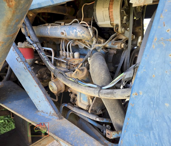 Ford 7700 Tractor with FEL - photo 7