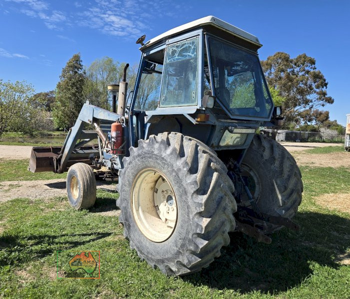 Ford 7700 Tractor with FEL - photo 4
