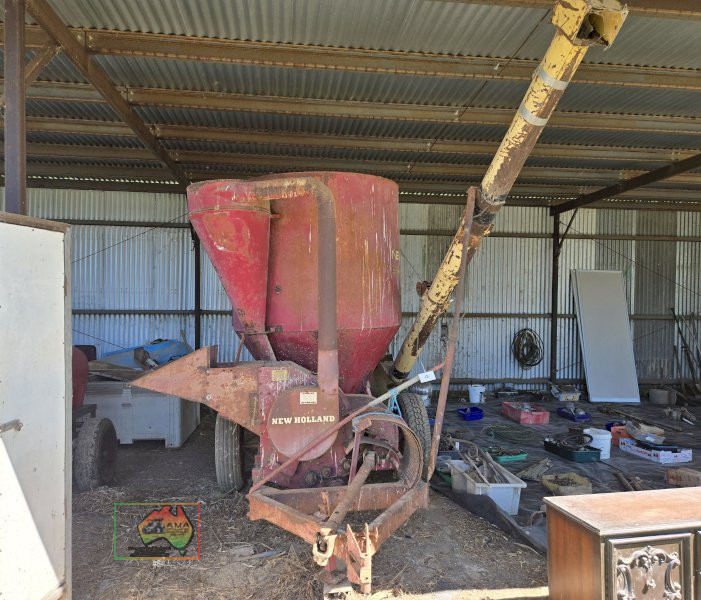 New Holland 351 Hammermill Mixer - photo 2