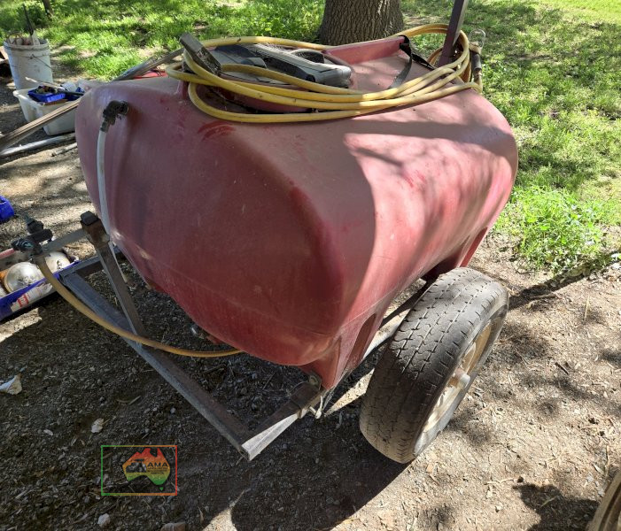 Global 600 Ltr Trailing Sprayer - photo 2
