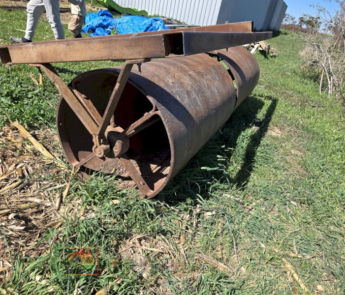 Solid Steel Pasture Roller - photo 3