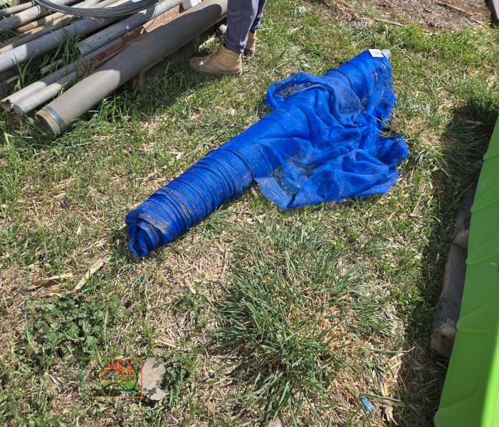 Roll of New Shadecloth - photo 2