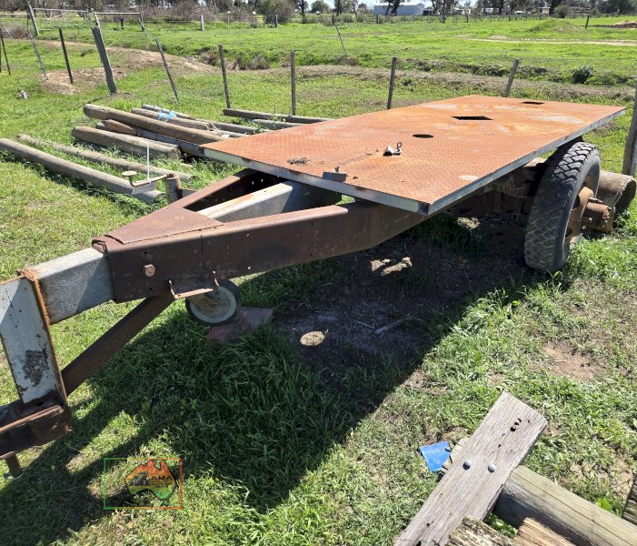 Farm Trailer with Nissan Axle 10ft x 4ft Steel Tray