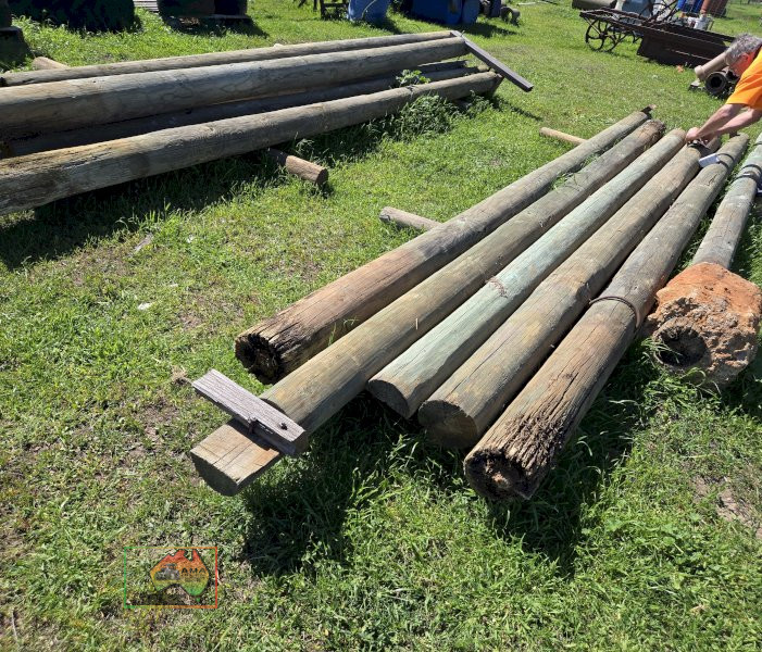 13x Treated Pine Shed Pole 16ft