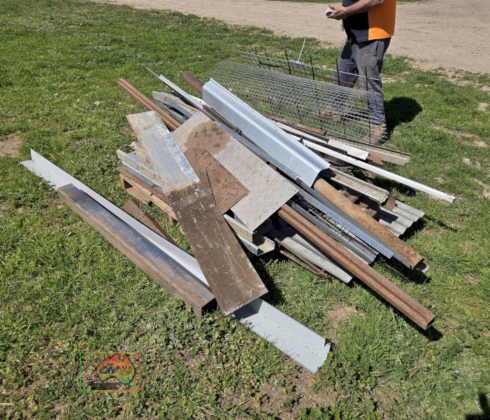 Assorted Scrap Metal - photo 3