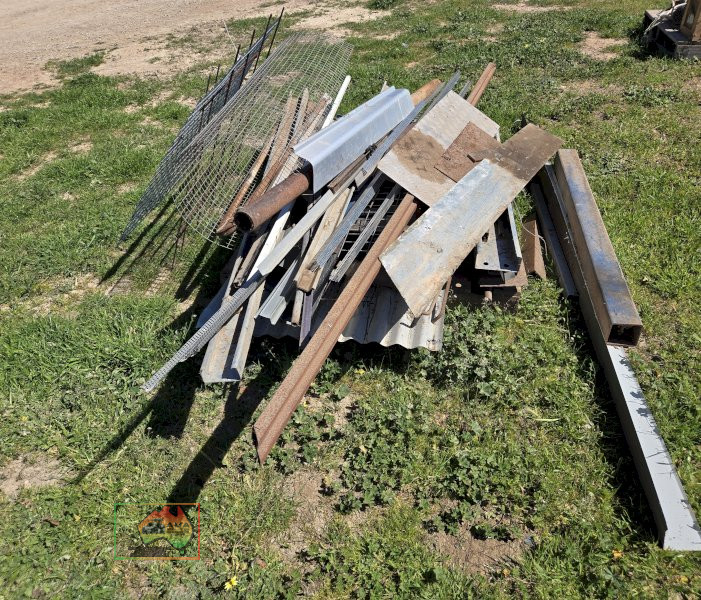 Assorted Scrap Metal - photo 4
